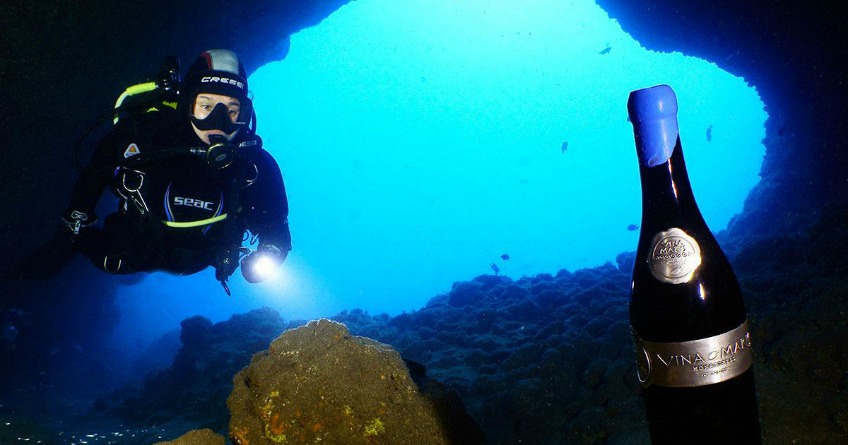 Enrique mendoza underwater wine cellar