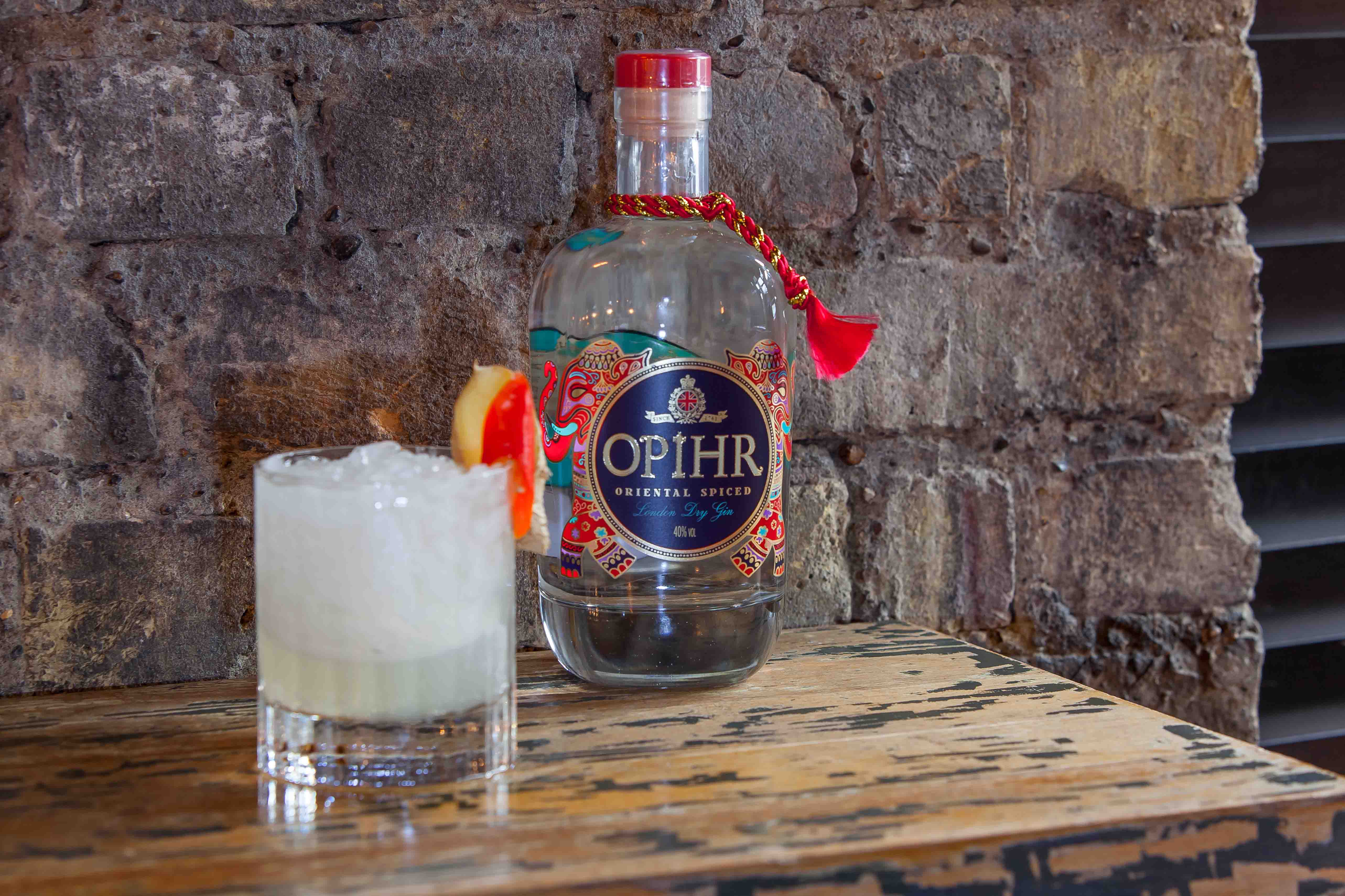 鸡尾酒：Opihr &