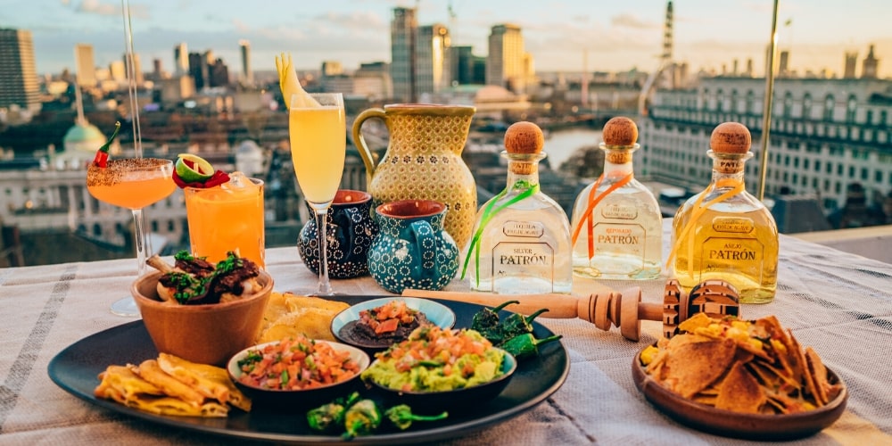 Radio Rooftop at ME London, 7 Romantic Venues for Valentine’s Day, Winerist