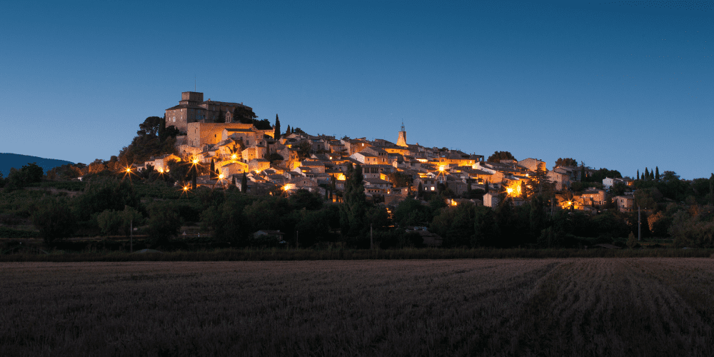 Luberon aoc wines and villages